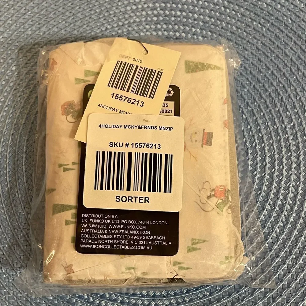 Loungefly Disney Mickey & Friends Snow Day Wallet NWT